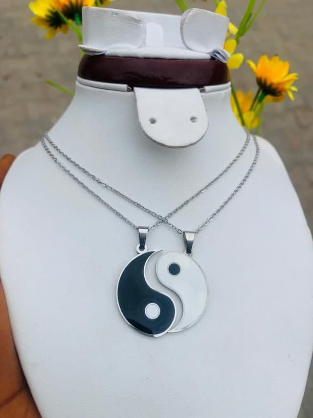 Friendship necklace